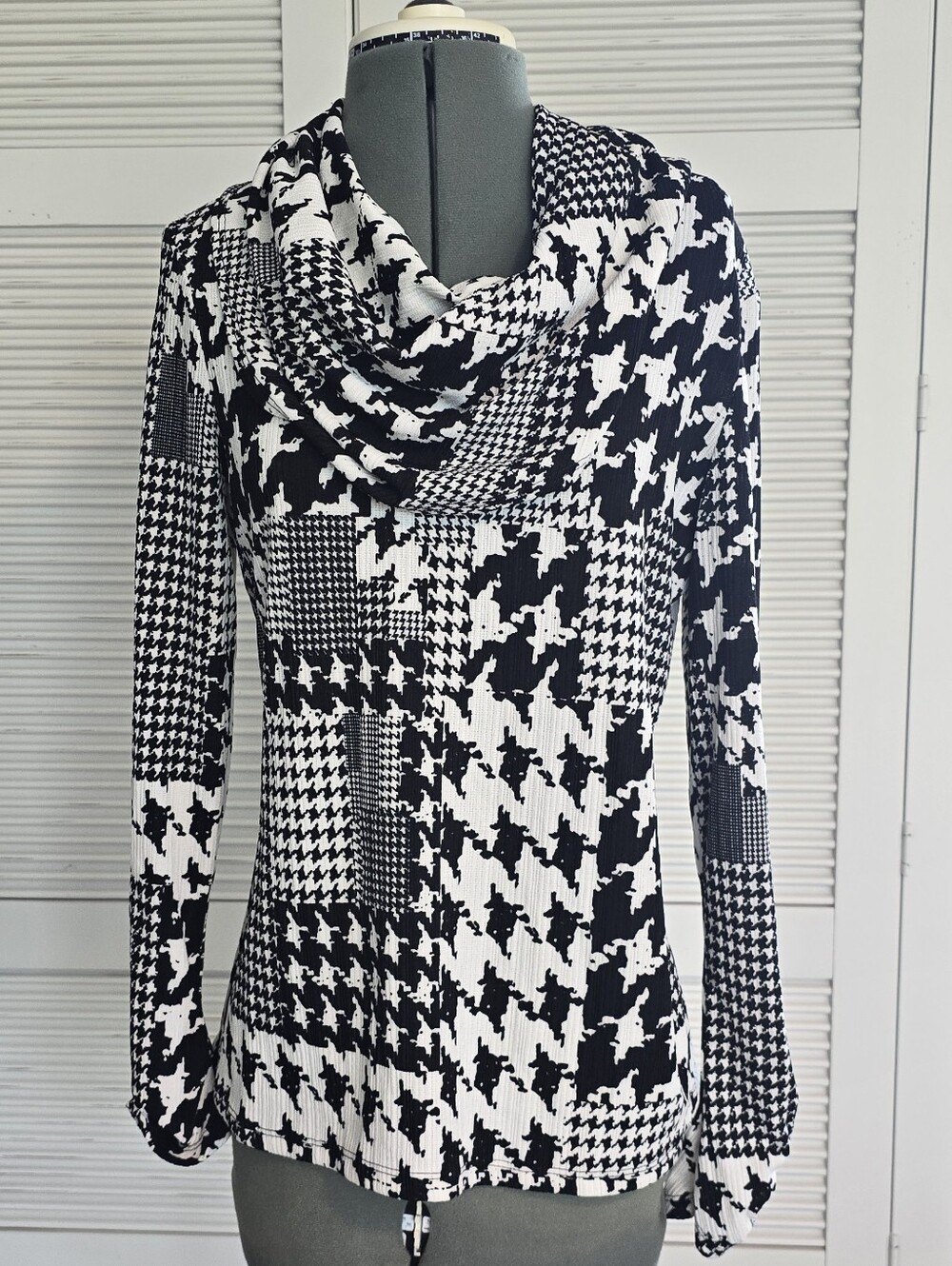 Frank Lyman Design Black and White Houndstooth Cowl Neck Sweater